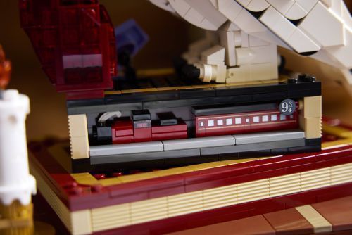 Set 76466